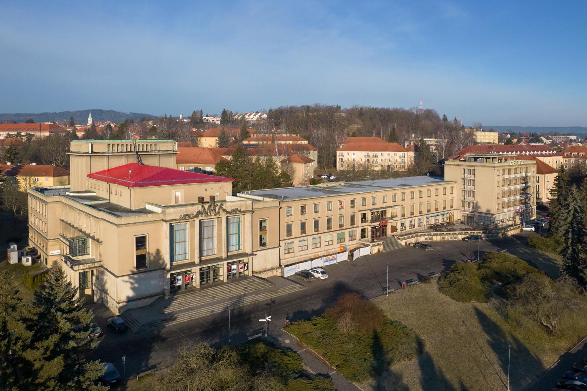 Hotel Belvedere Pribram Exterior photo